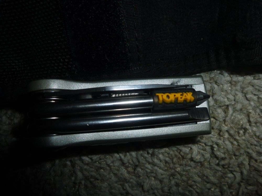 Eddie Bauer Topeak Mcguyver XT Tool Real Gear 16 SS Tools Multi Function