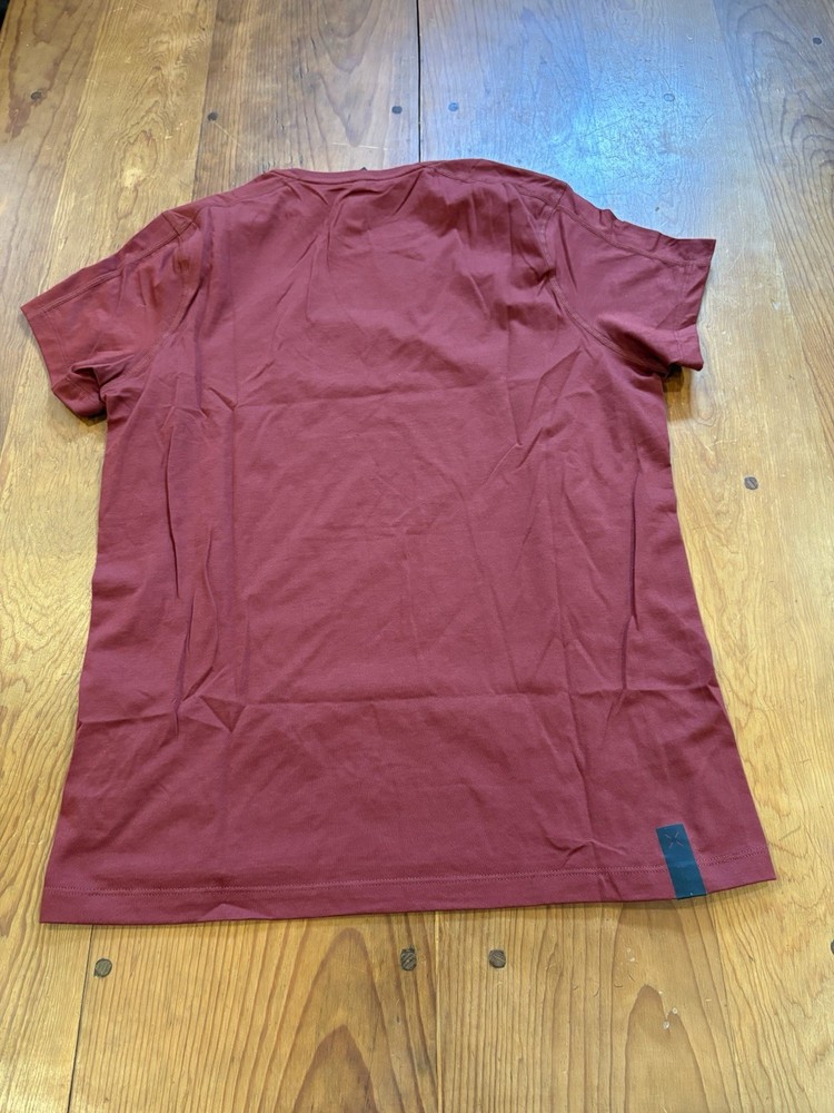 Ten Thousand Men’s Durable Tee Training Workouts Activewear BRKRED Medium