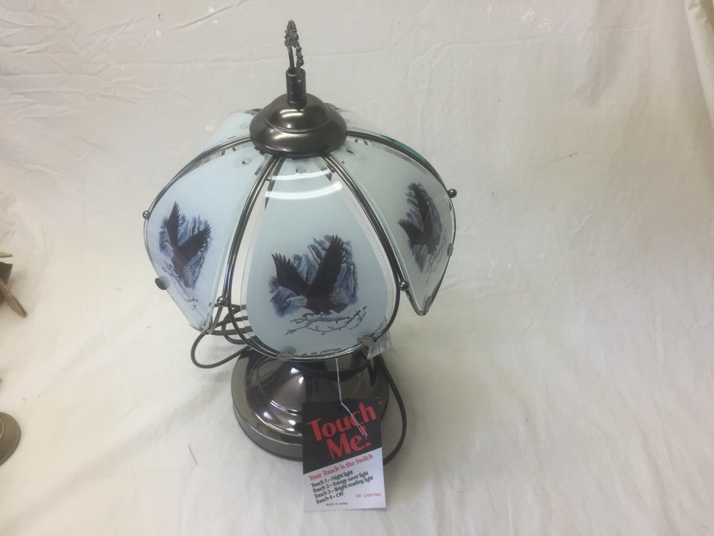 Eagle  touch Lamp 14 inch