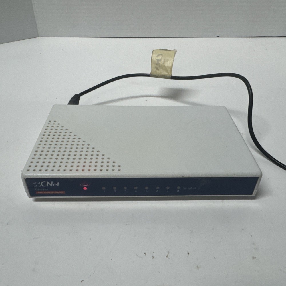 CNET CSH-800 8-Port Fast Ethernet Network Switch