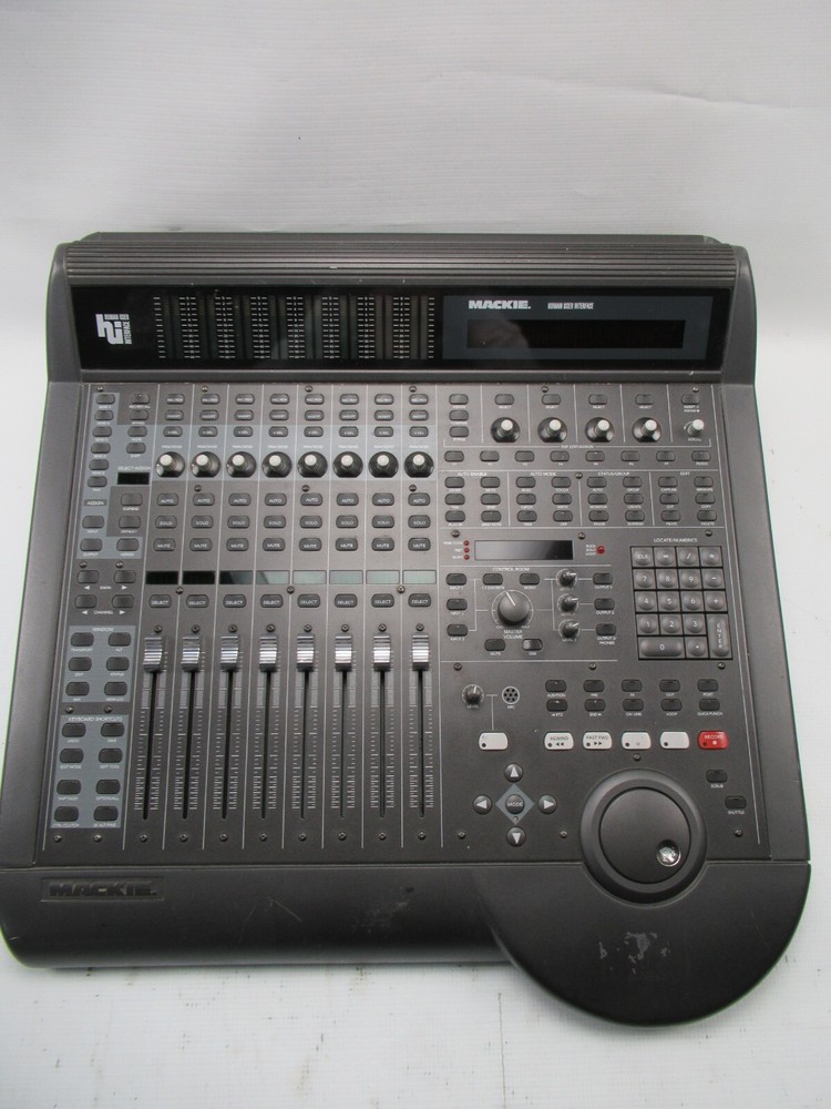 Mackie HUI Human User Interface DAW Surface Controller 9M1803 8-Channel