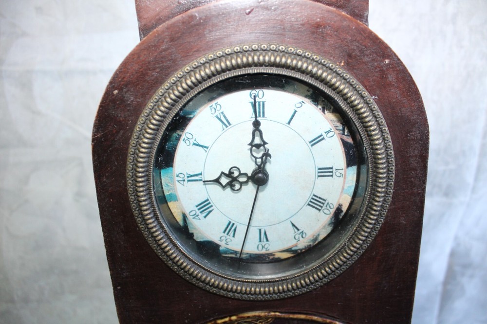 Three Hands Corp. Mantel Clock Style Clock WORKS!