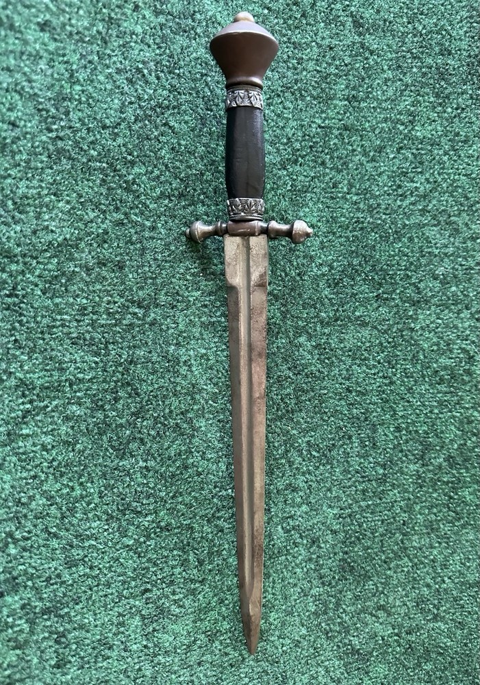 DEL TIN MADE PARRYING DAGGER