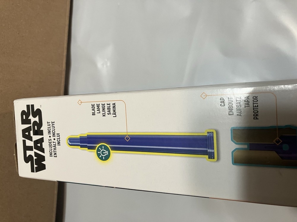 STAR WARS JEDI MASTER SOL ELECTRONIC LIGHTSABER FORGE BLUE KYBER CORE