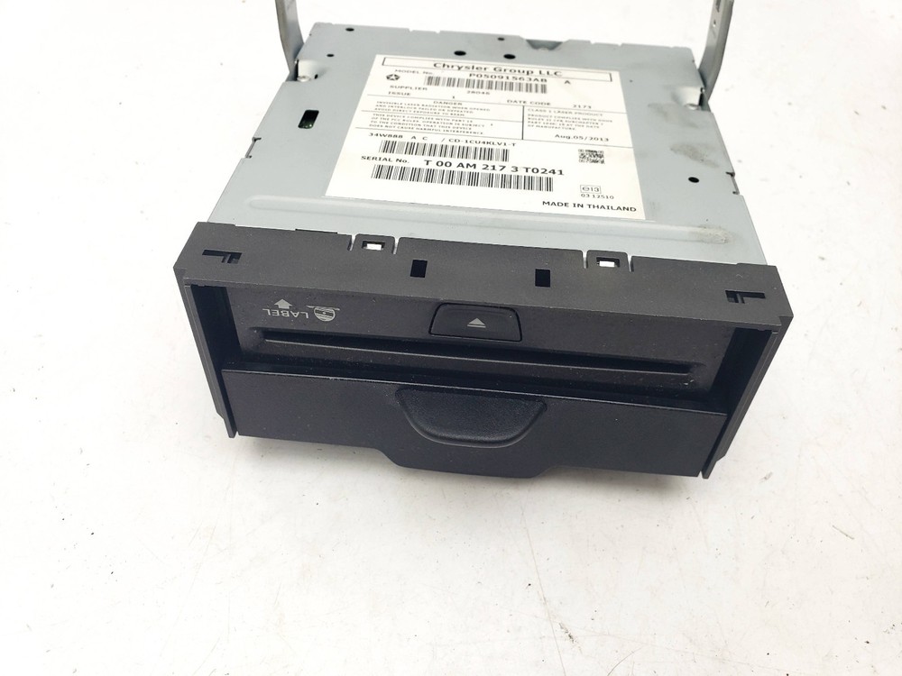 JEEP CHEROKEE KL MK5 CD PLAYER HEAD UNIT P05091563AB 2014