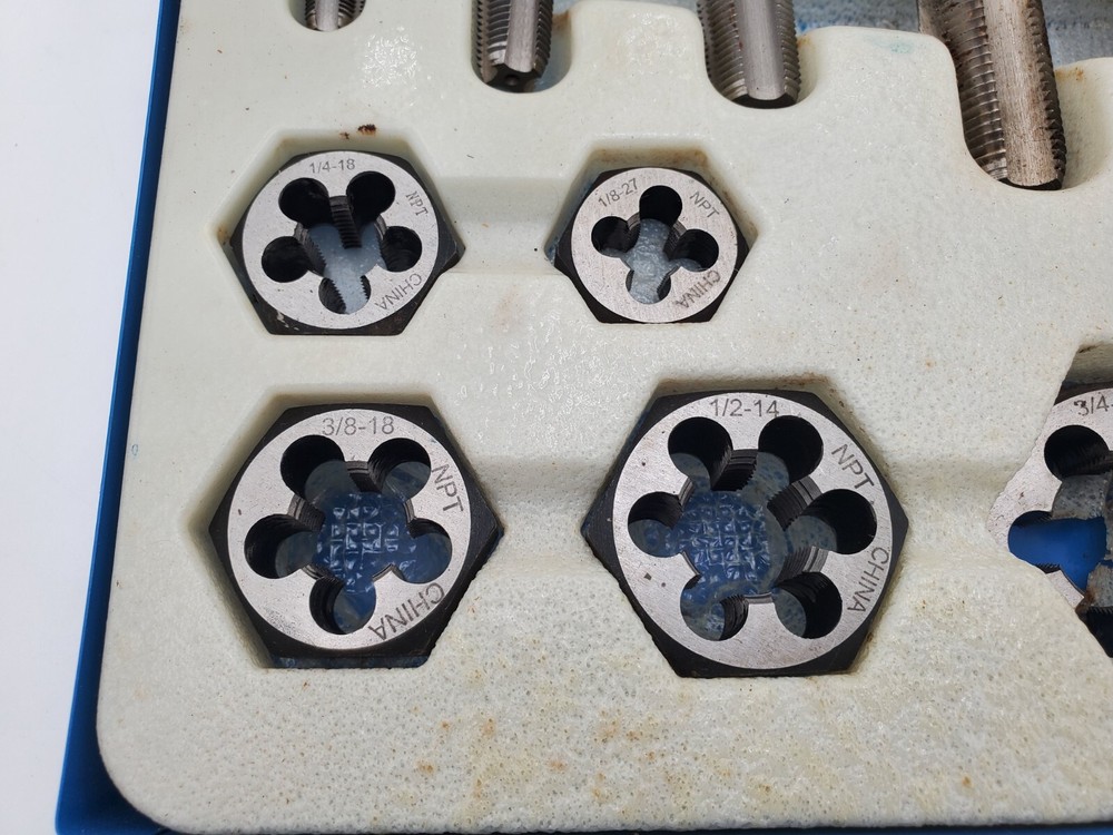 12 Piece NPT Carbon Pipe & Hexagon Pipe Die Set