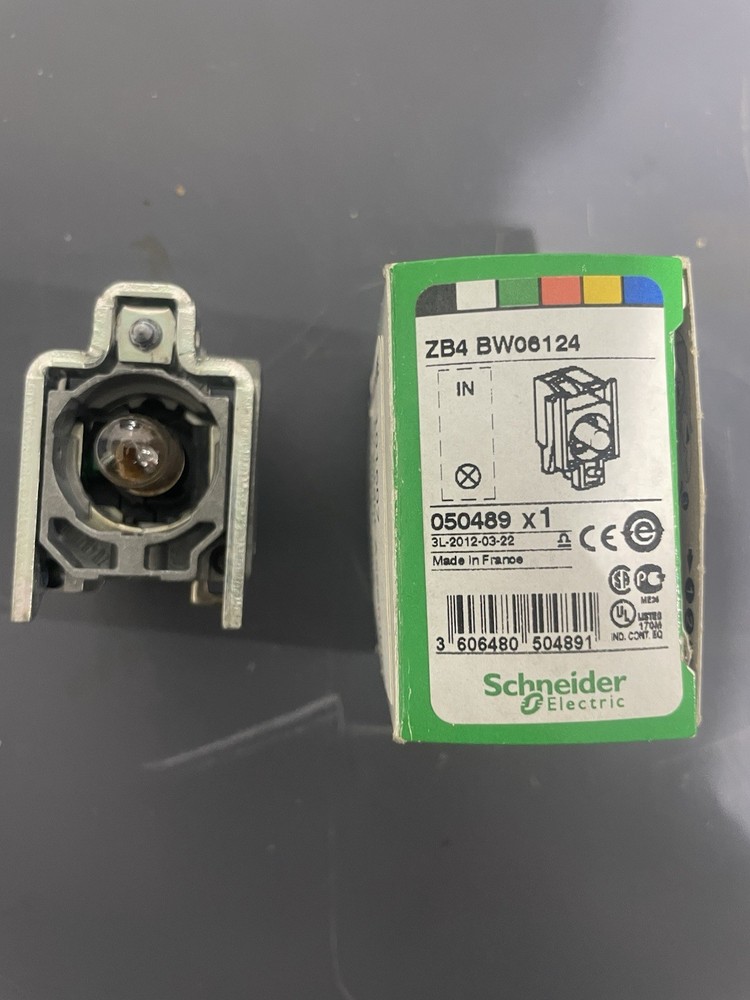 ZB4BW06124 Contact Assembly