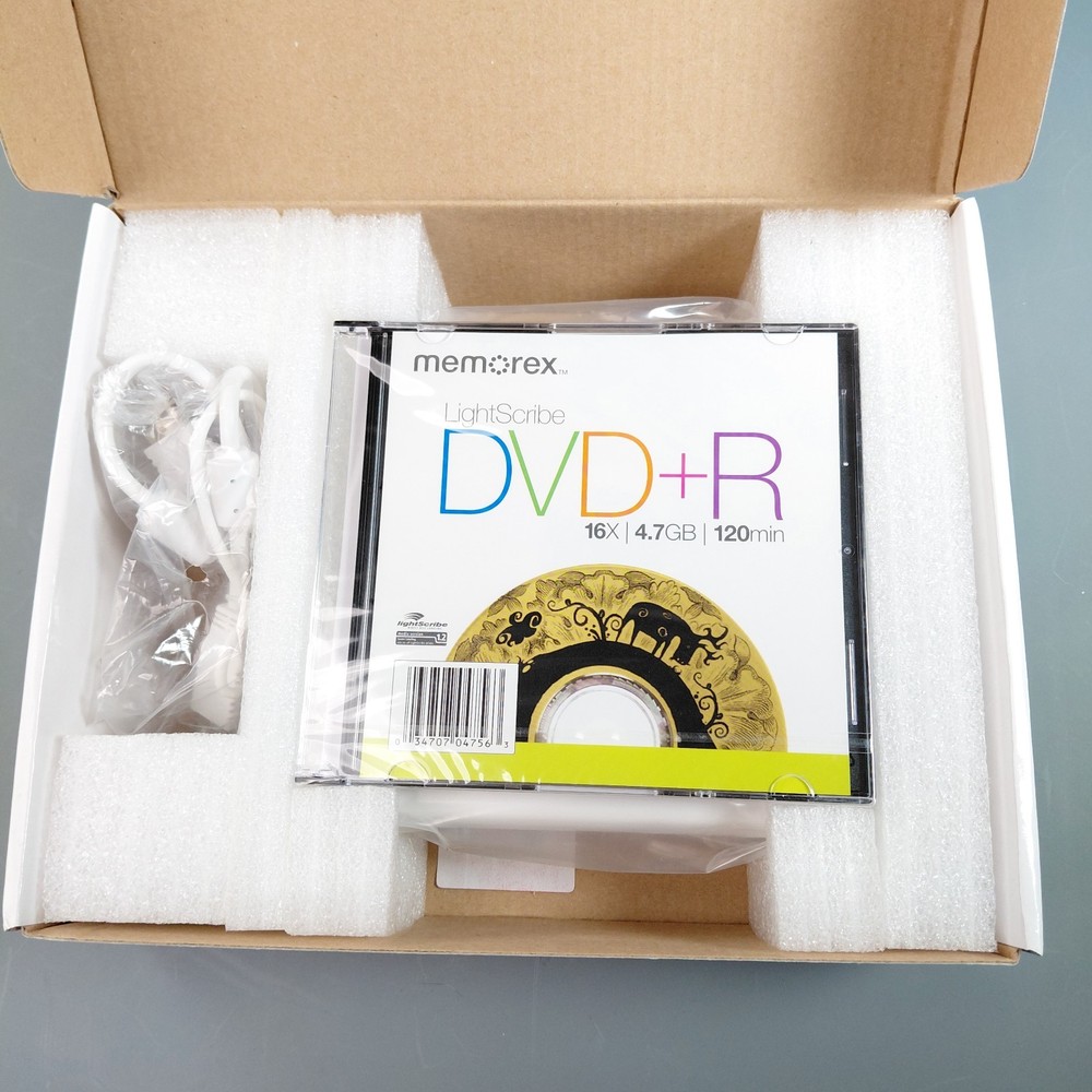 Memorex External DVD / CD Recorder Writer White.