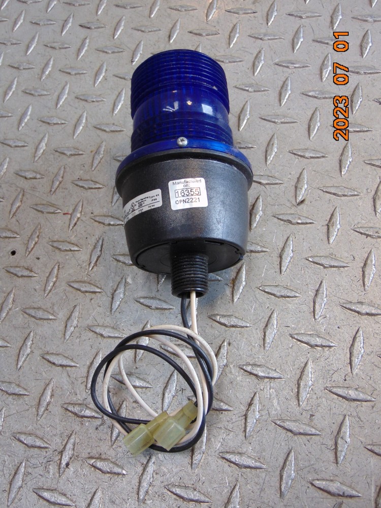 FEDERAL SIGNAL LP3M BLUE VISUAL SIGNALING LIGHT
