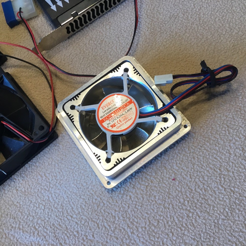 VTG PC Computer Items Fans - Card Reader - Blowers- Plus.