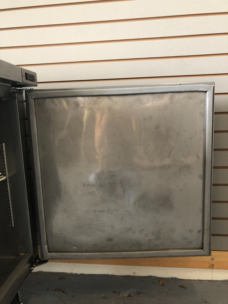 Kelvinator 1 section Undercounter Refrigerator