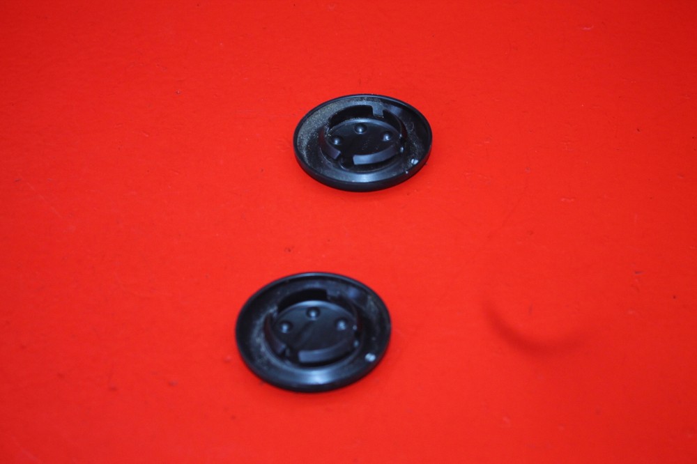 09 2009 SUZUKI KATANA 650 FRAME PLUGS