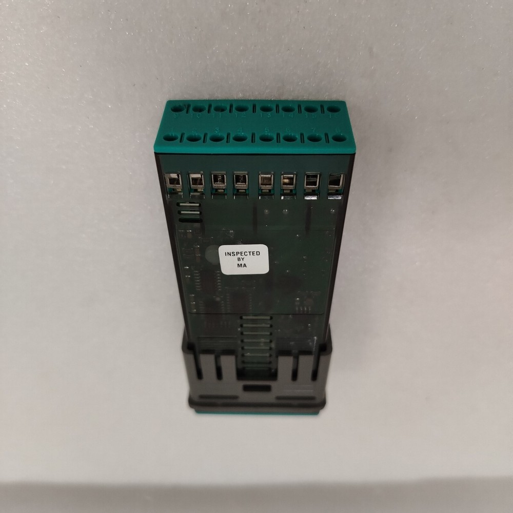 CAL 3300 Temperature Controller Used In Speedline 8000-2