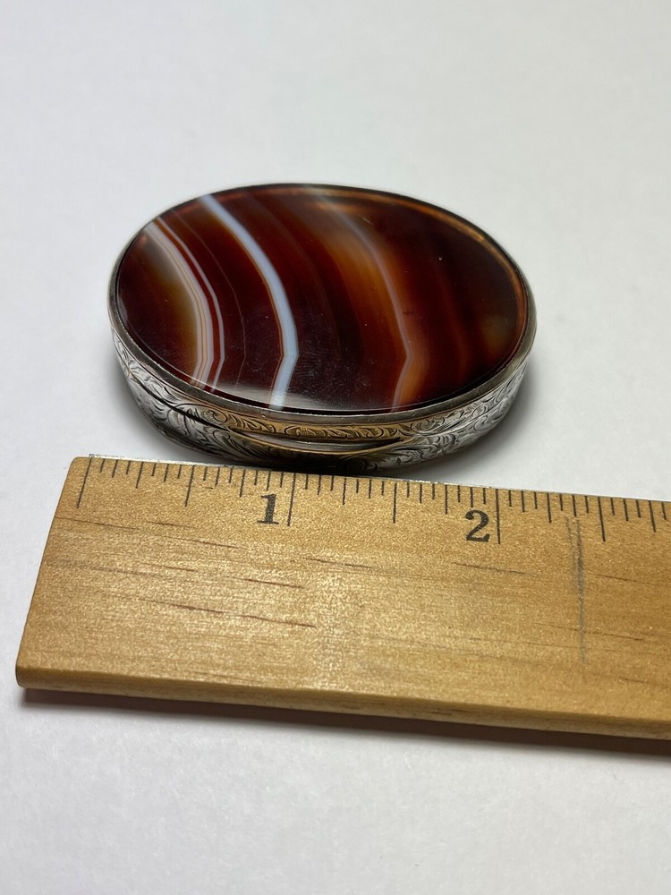 Antique Engraved Sterling Silver Agate Snuff Box (33.2 grams)