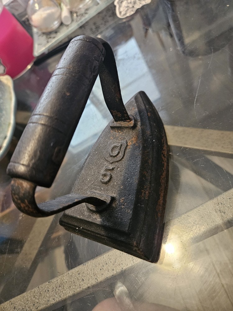 Antique Sad Iron Flat Iron