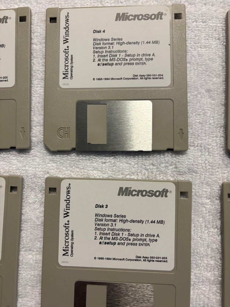 📦 Microsoft Windows Operation System, Version 3.1, Setup, 3.5" Floppy Diskettes