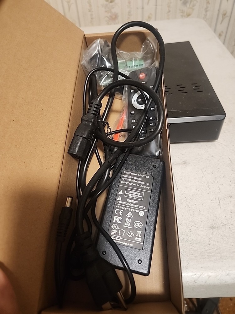 Speco Technologies D16VX Digital Video Recorder 6TB