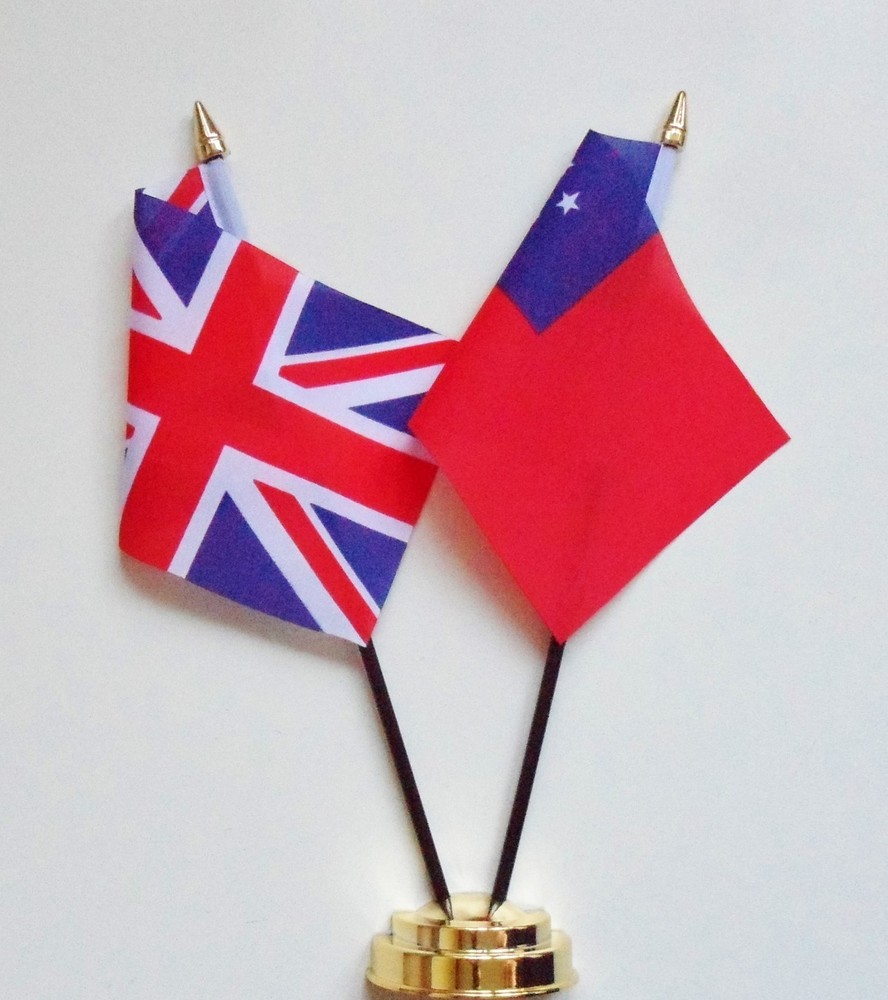 United Kingdom & Samoa Double Friendship Table Flag Set