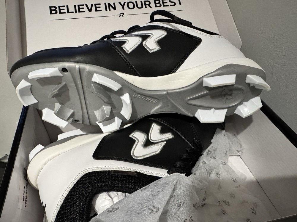 Ringor Flite Softball Cleats Black White Size 8.5