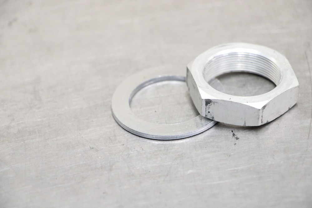 08-16 YAMAHA YZF R6 Triple Tree Steering Nut