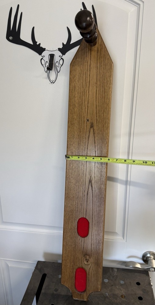 Crossbow display hanger board