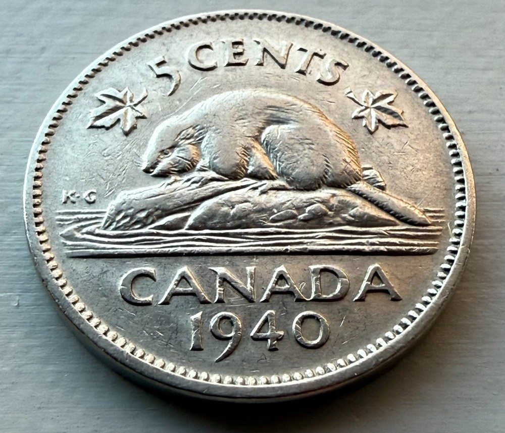 1940 Canada 🇨🇦 5 Cents  ~ (XF) Condition