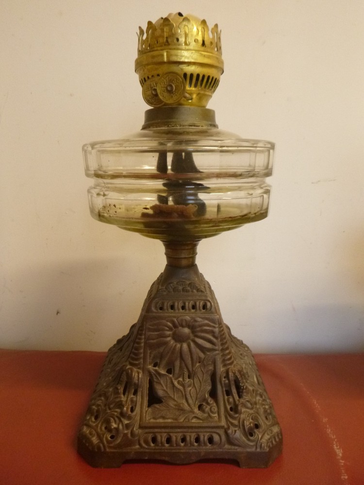 Antique Pyramid Oil Lamp Eltex