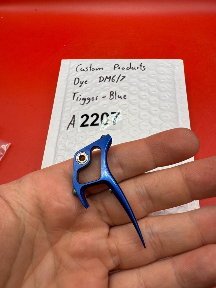 Custom Products Dye DM6/7 Trigger-Blue