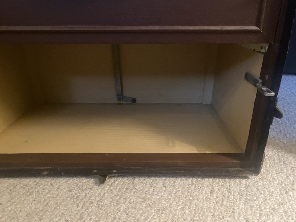 ANTIQUE OSHKOSH WARDROBE STEAMER TRUNK