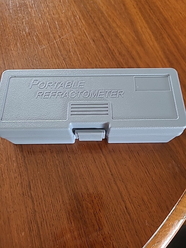 ATC portable refractometer New And Tested