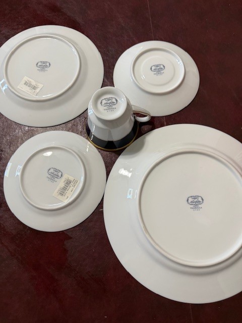 Legacy By NORITAKE - 2799 - Valhalla - 5 Piece Place Setting
