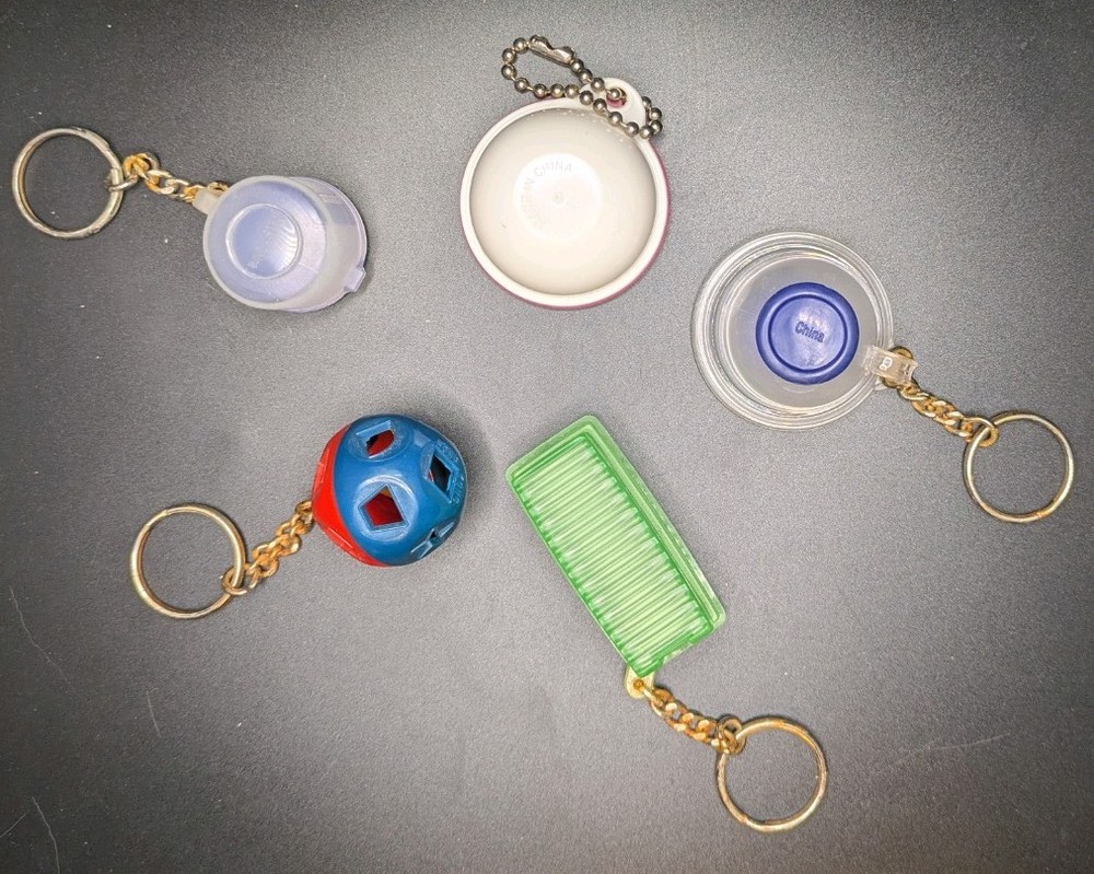 5 Tupperware keychains with detachable keyring, multi-color