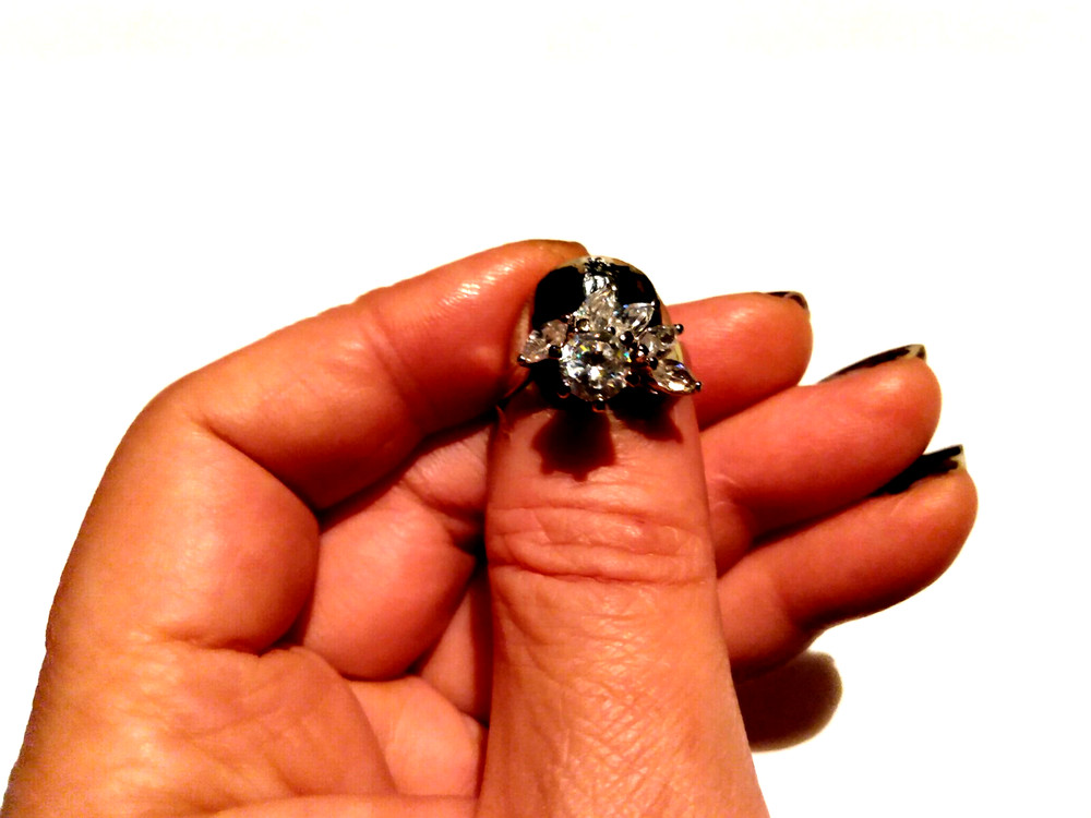 Haunted Ghost Ring, The Pianist Ghost!