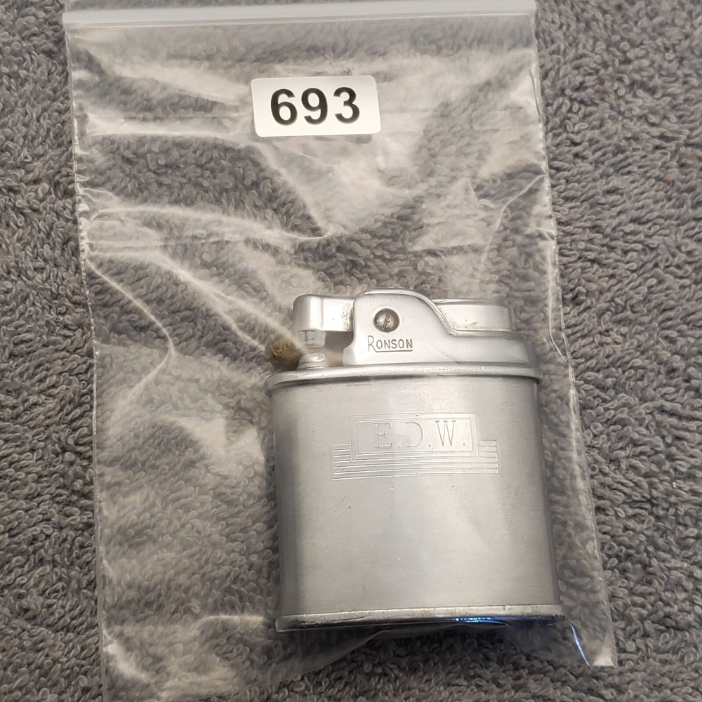Vintage Ronson SPORT office Lighter E.D.W. ENGRAVED LIGHTER