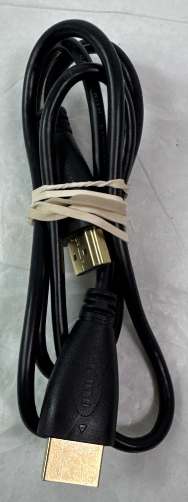 Apple TV Model A1469 3rd Generation W/ Apple Remote Tested Bundle media streamer