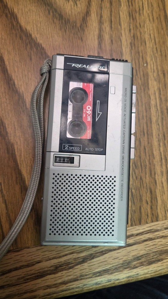 WORKING!! Realistic Micro-25 14-1040 Voice MicroCassette Recorder