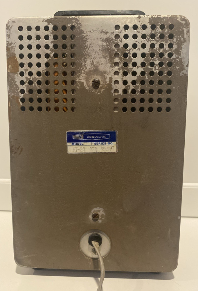 Vtg HEATHKIT MODEL IT-28 CAPACITOR CHECKER - Powers On - Untested