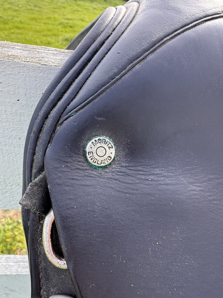 Morritz England 18” Dressage Saddle