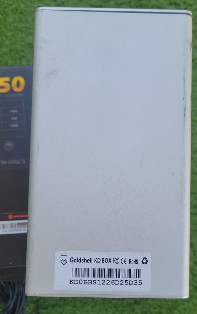 Goldshell KD BOX II Miner with Power supply