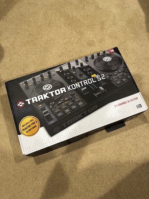 Native Instruments Traktor Kontrol S2 MK1