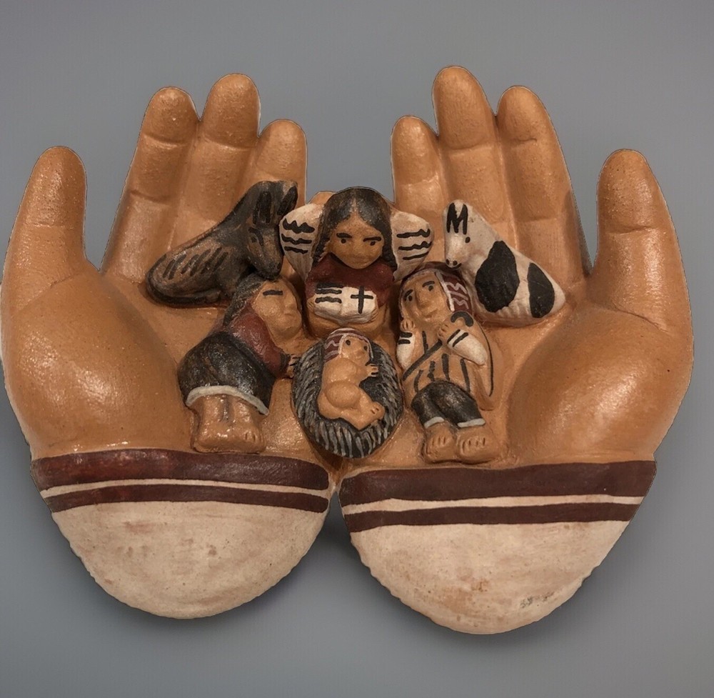 Nativity Scene Peruvian Ceramic Cupped Hands Handmade
