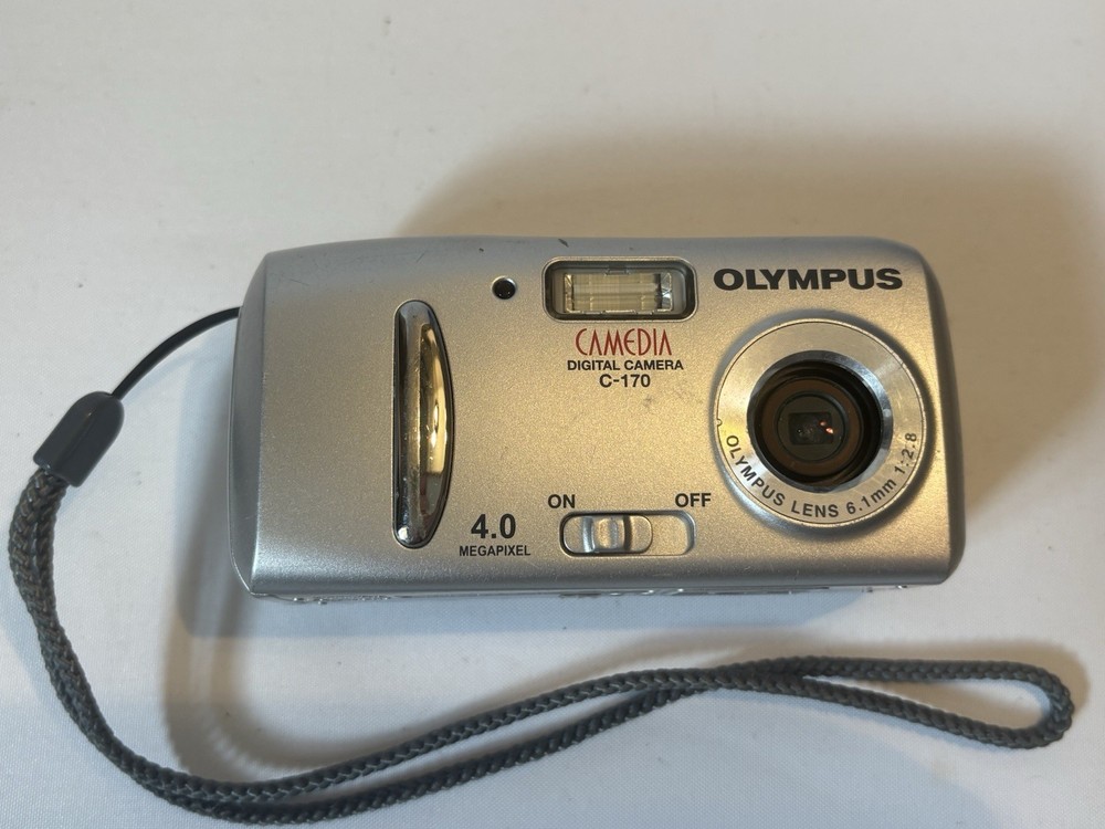 Olympus C-170 Digital Camera Silver - Working