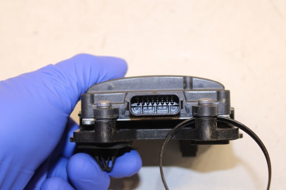 2020-2022 Ford Escape SEL Rear Right Blind Spot Detection Radar Sensor Module