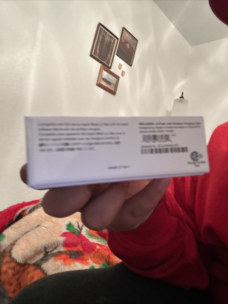 Slightly used AirPod Gen 2