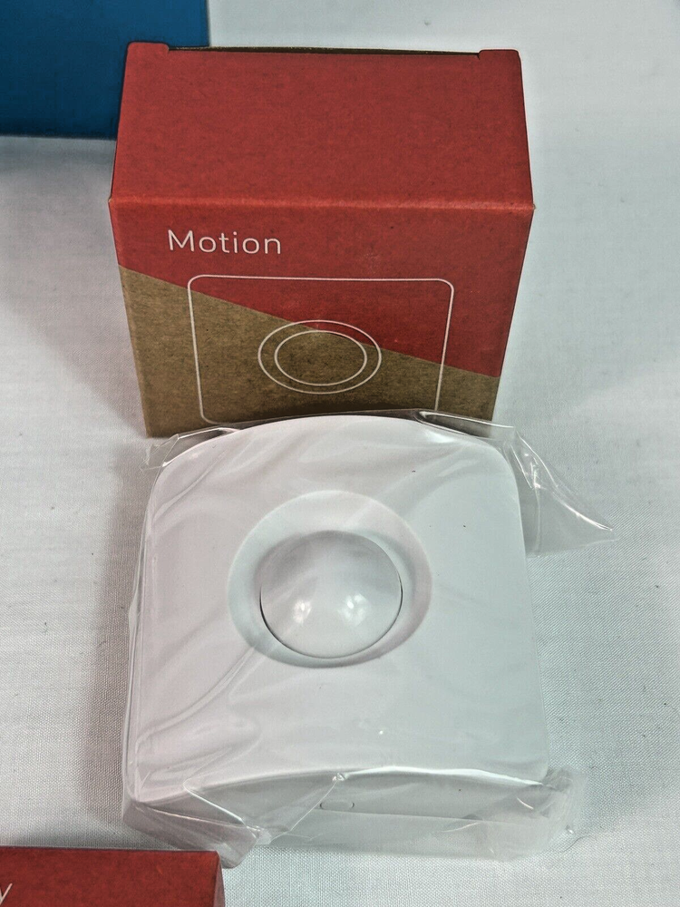 SimpliSafe Home Security System New Never Used Camera, Base Unit, Keypad & More