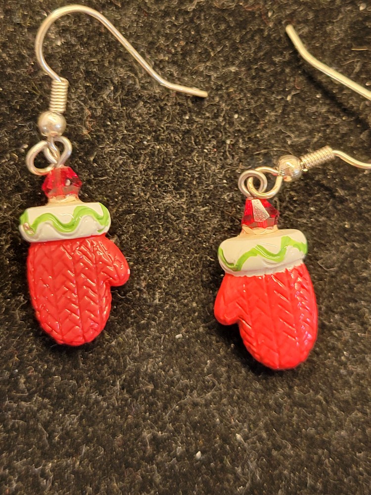 Mitten Earrings Red Mittens 081
