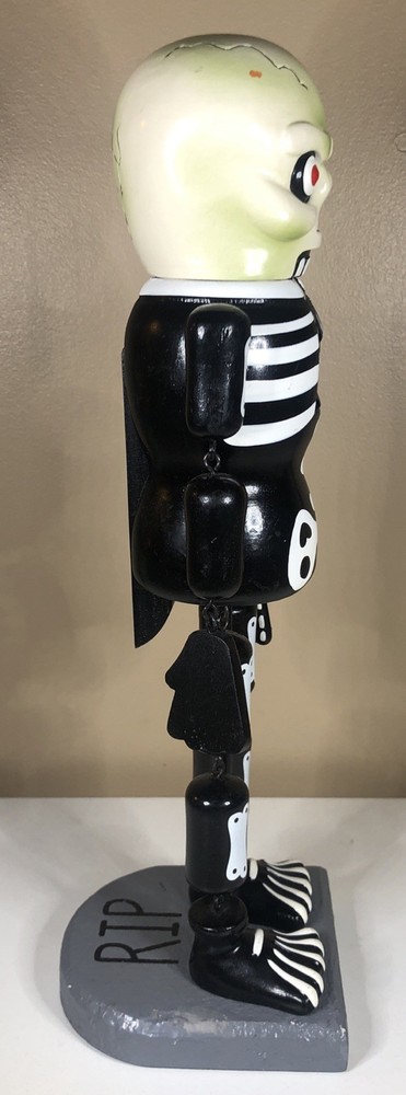 2005 Target SKELETON NUTCRACKER Dangling Arms & Legs Halloween RIP Decor