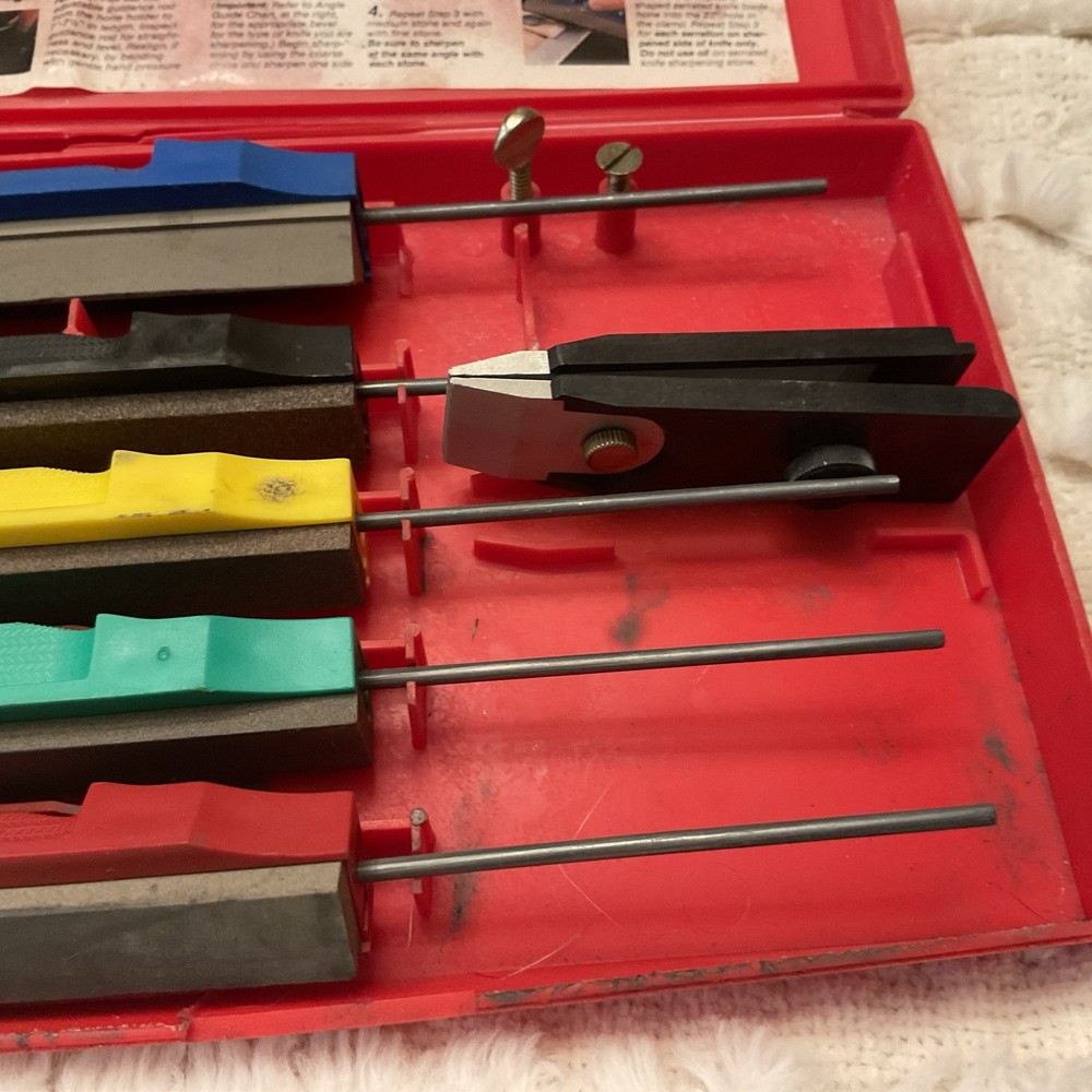 Gatco Edgemate Professional Knife Sharpening System, Red