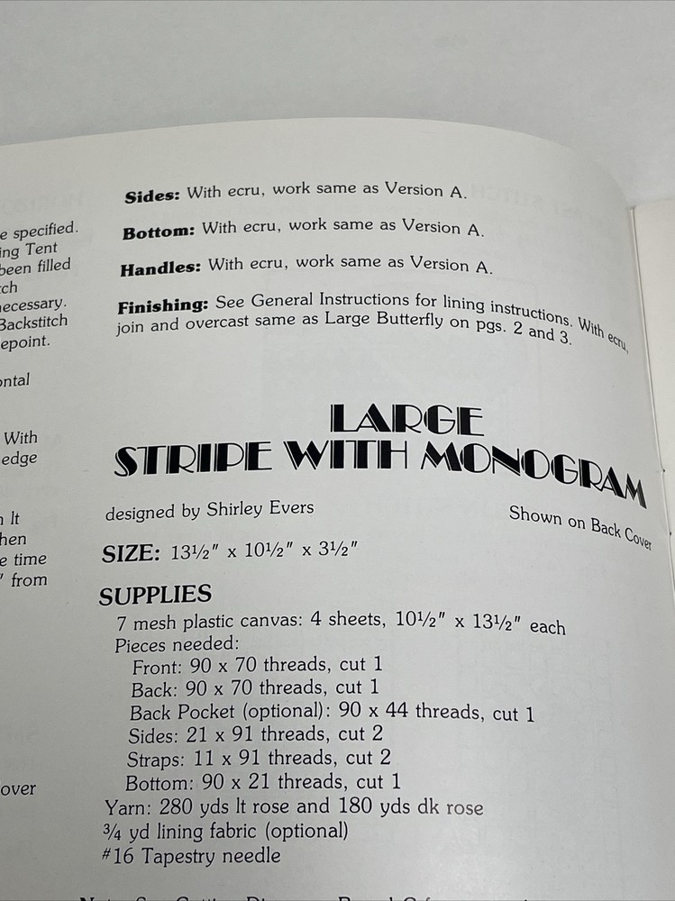 Leisure Arts Needlepoint Totes for Plastic Canvas 10 Projects Pattern