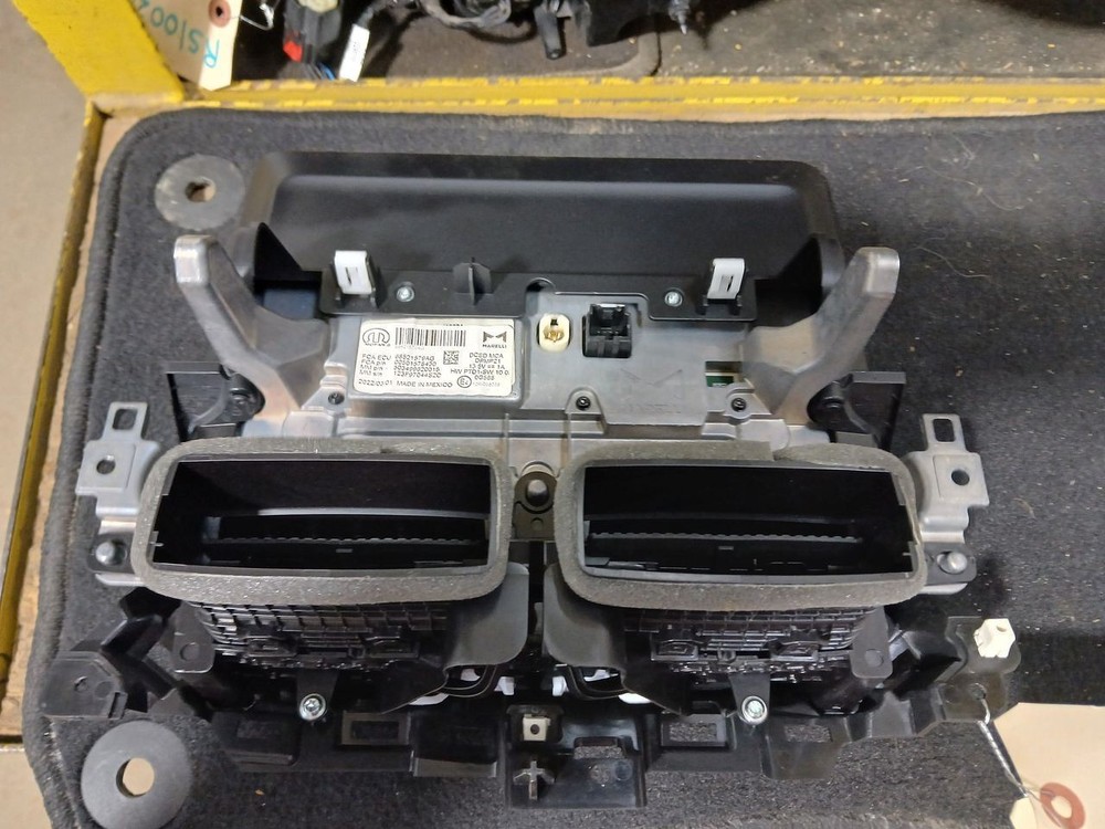 2023 Jeep Compass Info-GPS-TV Display Screen 2952514